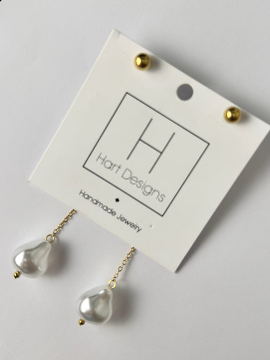 Pearl Dangle Earrings